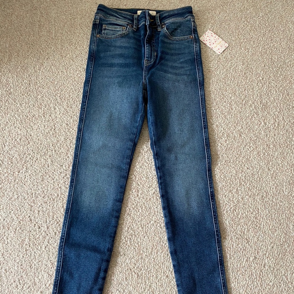Free People blue raw cropped skinny Jeans size 26